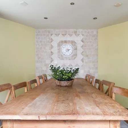 펜션 Typical Ardenne House